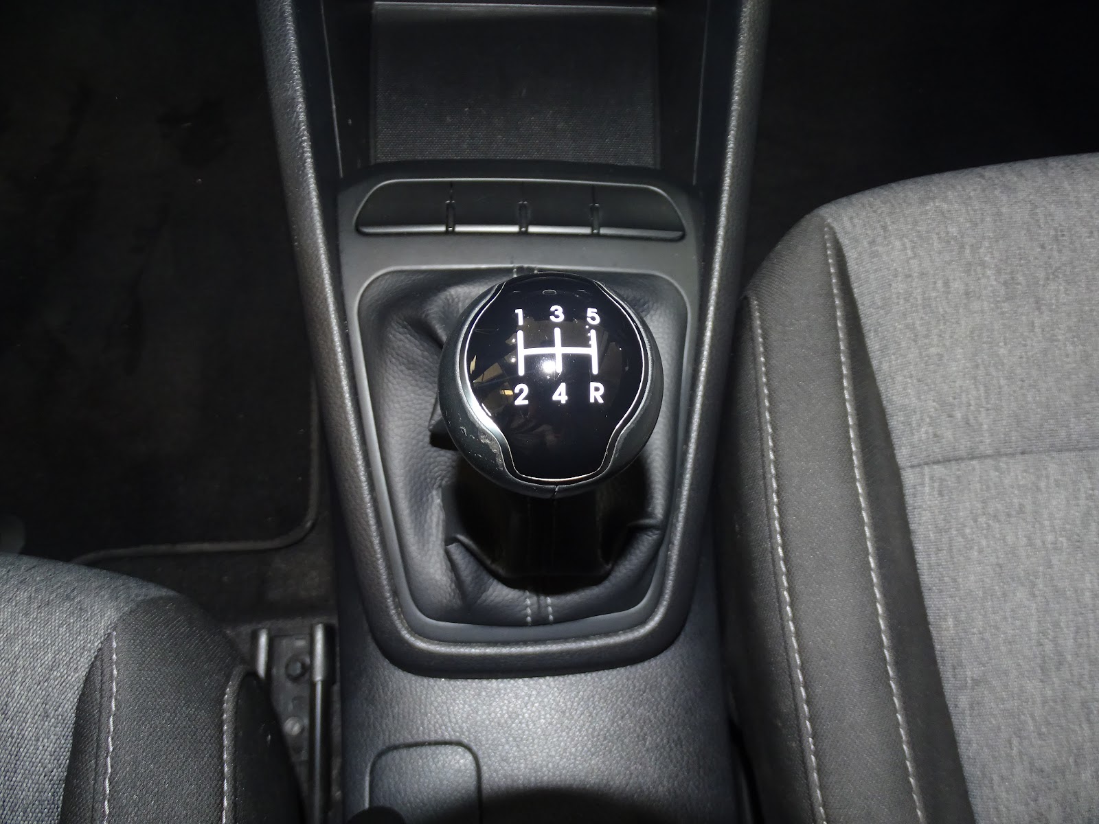 Foto 15 de KIA STONIC 2021 en venta en CSV Motor VALDEFUENTES