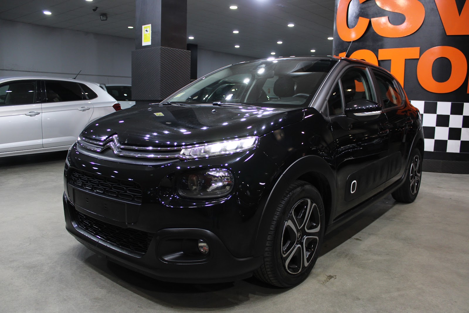 Foto 2 de CITROËN C3 2019 en venta en CSV Motor VALDEFUENTES