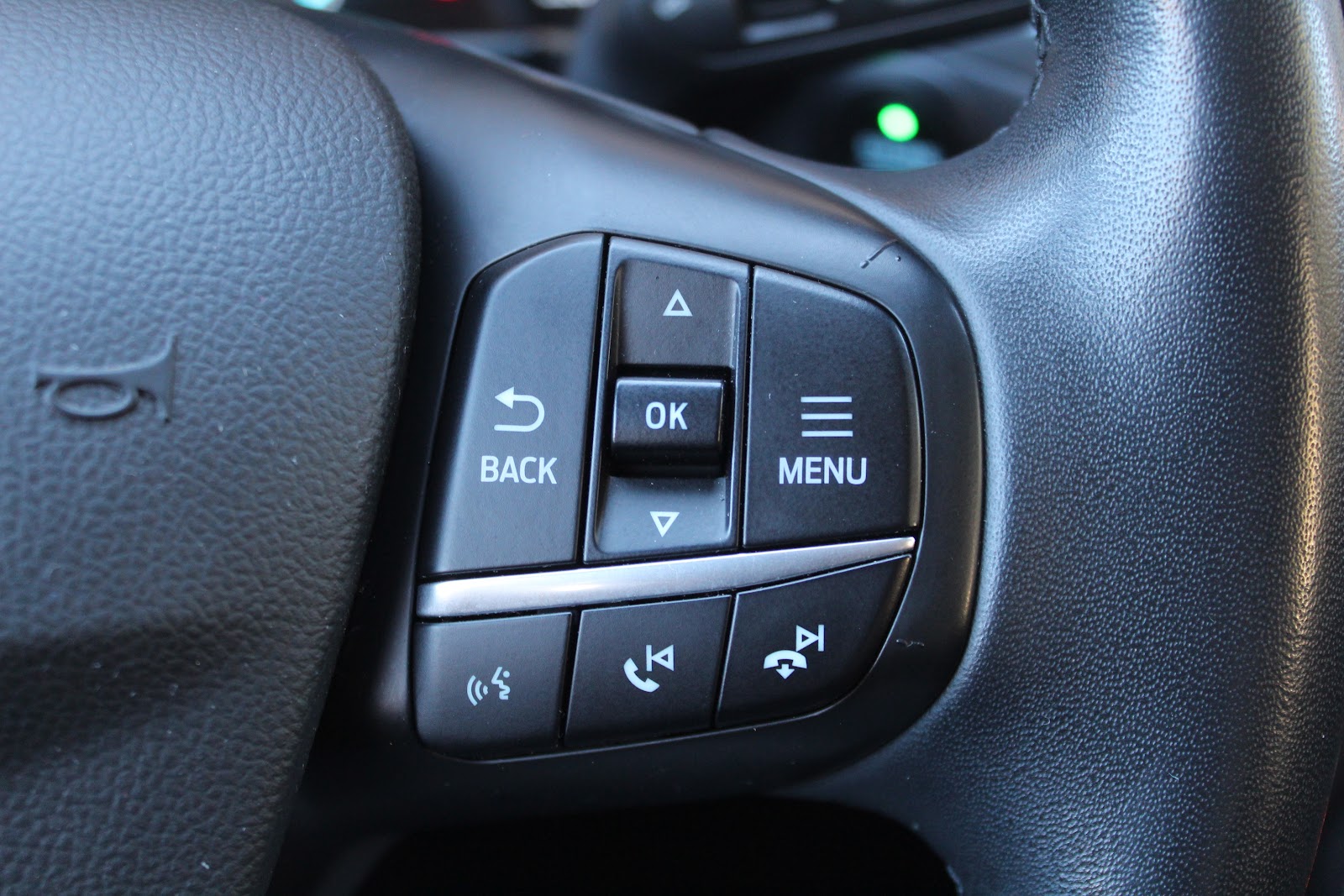 Foto 13 de FORD KUGA 2021 en venta en CSV Motor VALDEFUENTES