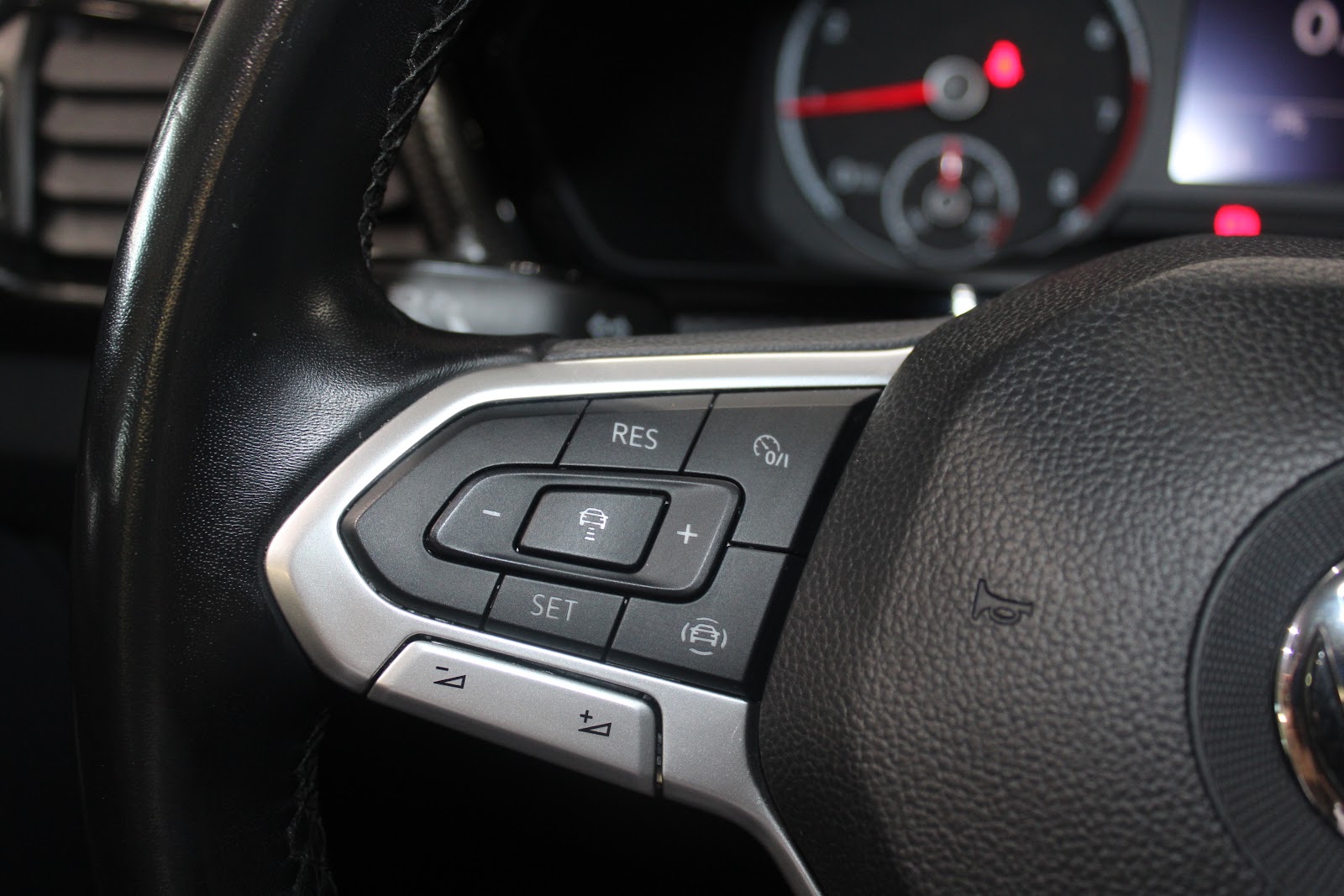 Foto 11 de VOLKSWAGEN T-CROSS 2019 en venta en CSV Motor VALDEFUENTES