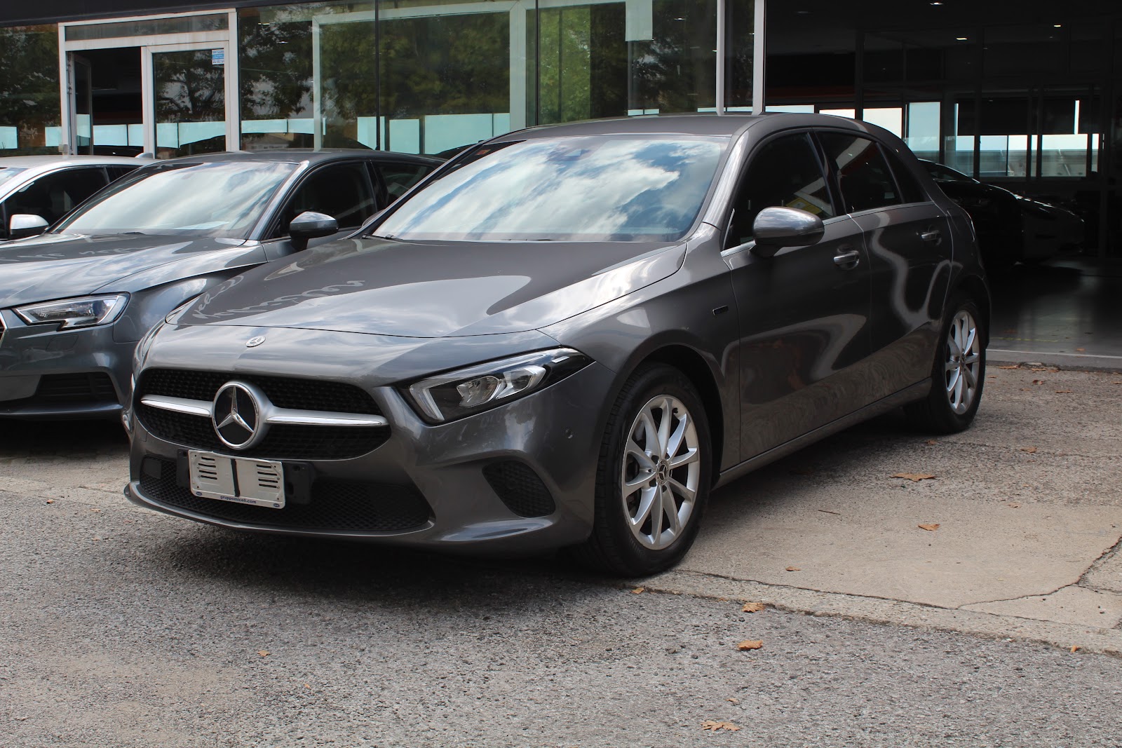 Foto 2 de MERCEDES CLASE A 2021 en venta en CSV Motor VALDEFUENTES
