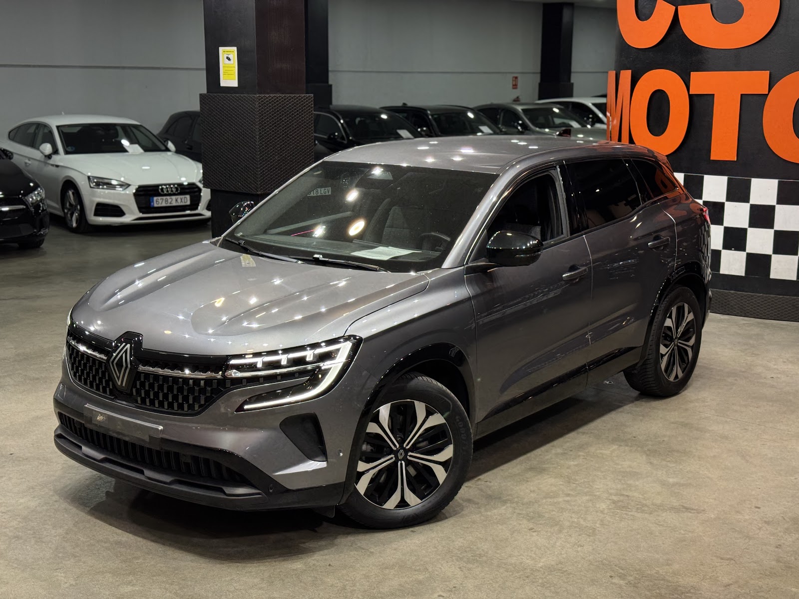 Foto 5 de Renault Austral 2024 en venta en CSV Motor VALDEFUENTES · color Gris