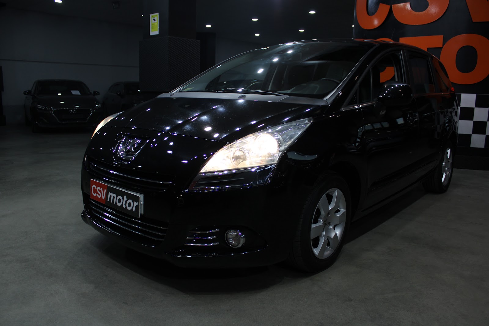 Foto 2 de PEUGEOT 5008 2010 en venta en CSV Motor VALDEFUENTES