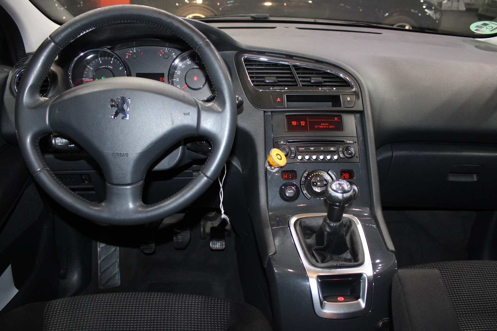 Foto 9 de PEUGEOT 5008 2010 en venta en CSV Motor VALDEFUENTES