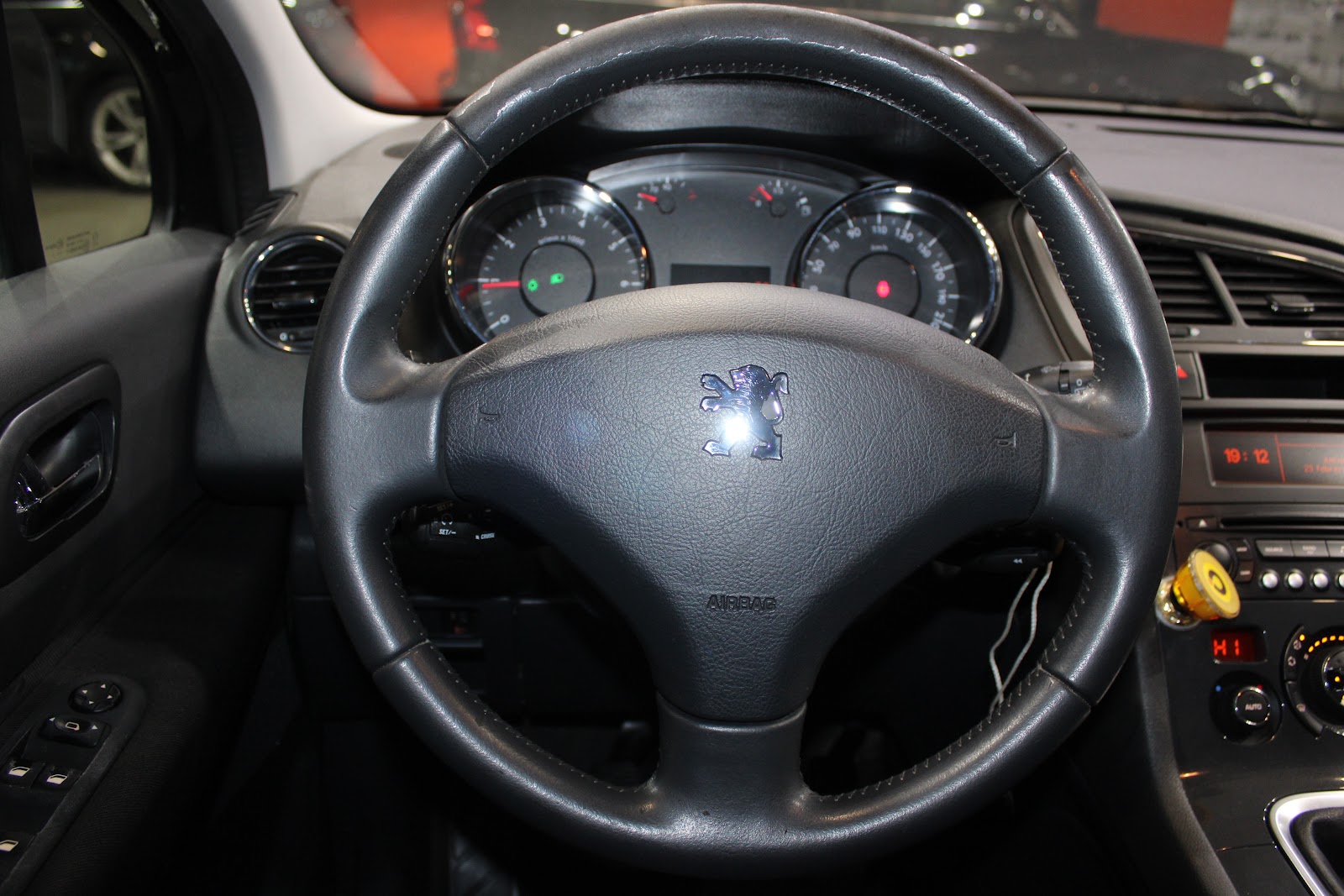 Foto 10 de PEUGEOT 5008 2010 en venta en CSV Motor VALDEFUENTES