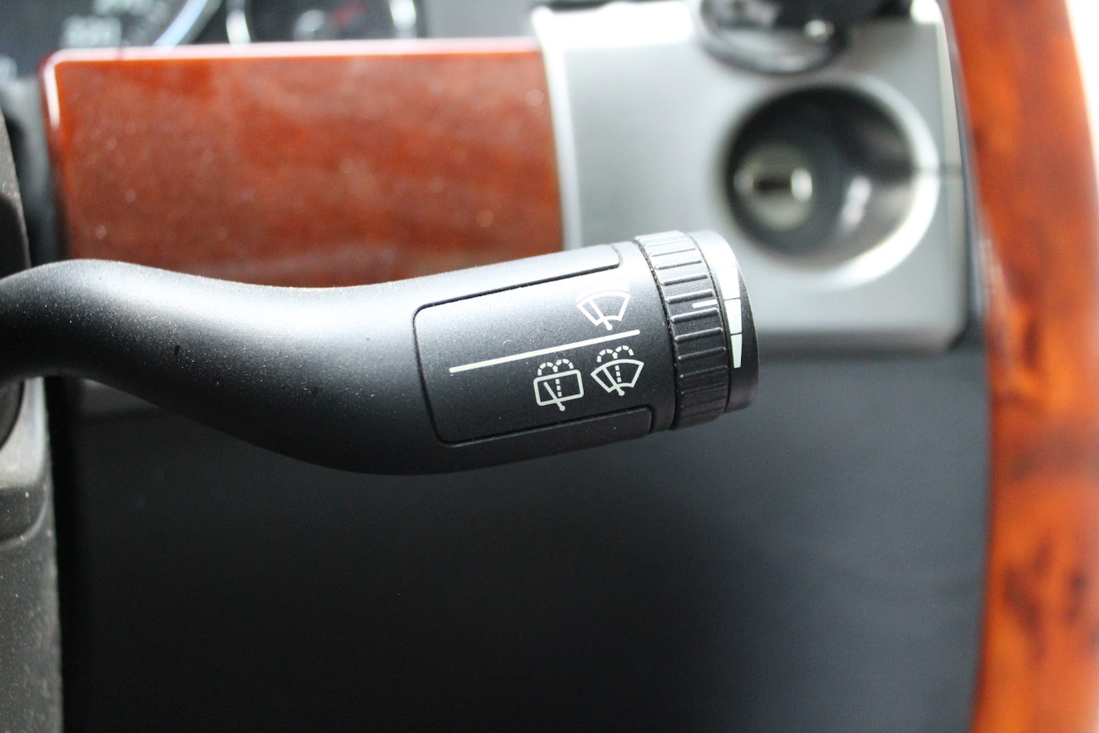 Foto 14 de VOLKSWAGEN TOUAREG 2004 en venta en CSV Motor VALDEFUENTES