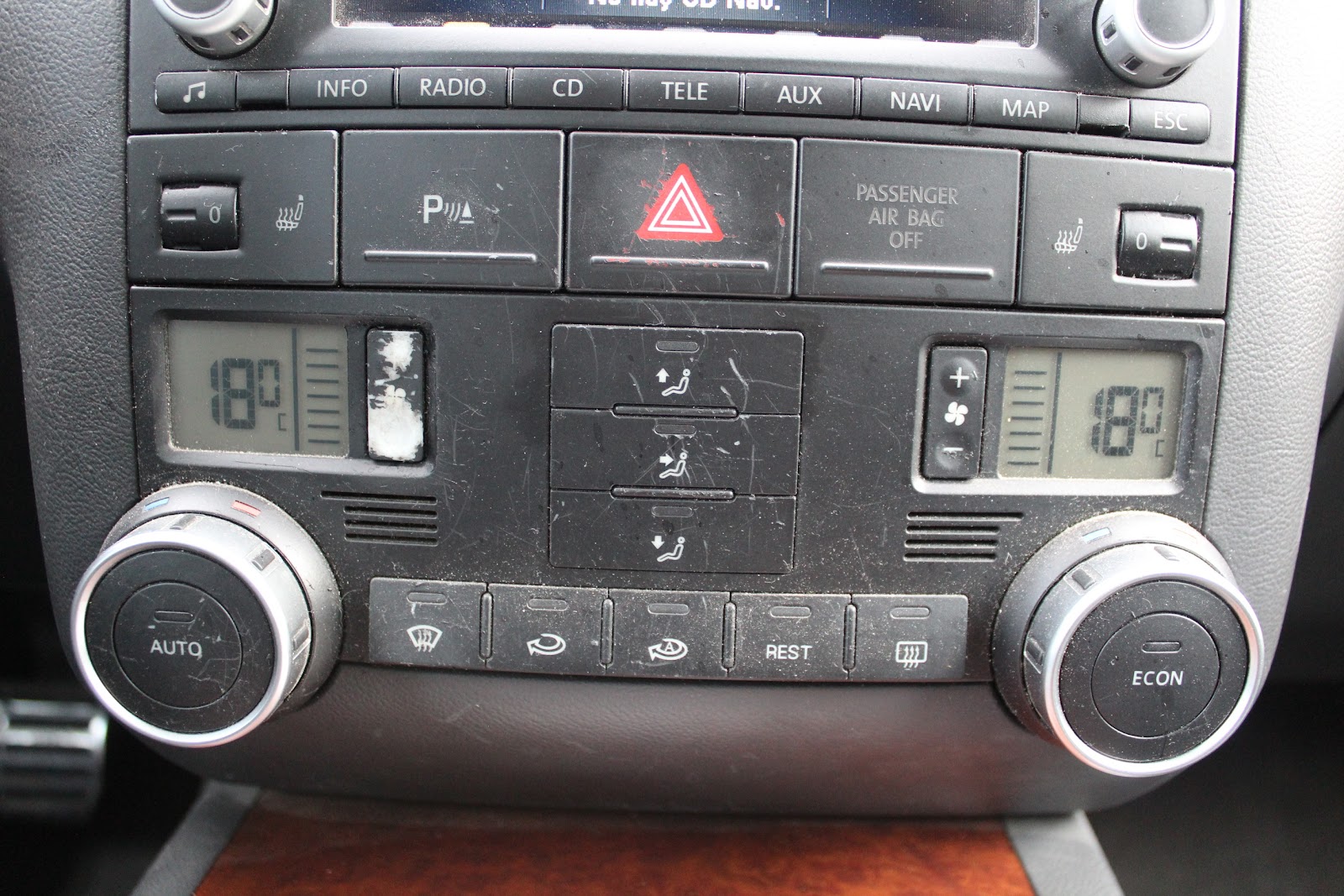 Foto 16 de VOLKSWAGEN TOUAREG 2004 en venta en CSV Motor VALDEFUENTES
