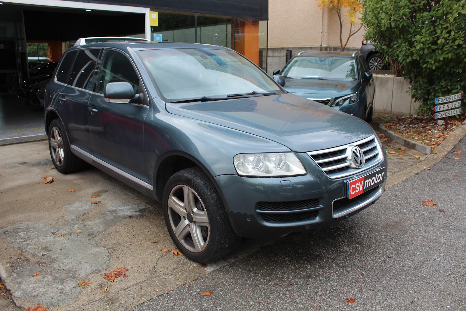 Foto 3 de VOLKSWAGEN TOUAREG 2004 en venta en CSV Motor VALDEFUENTES