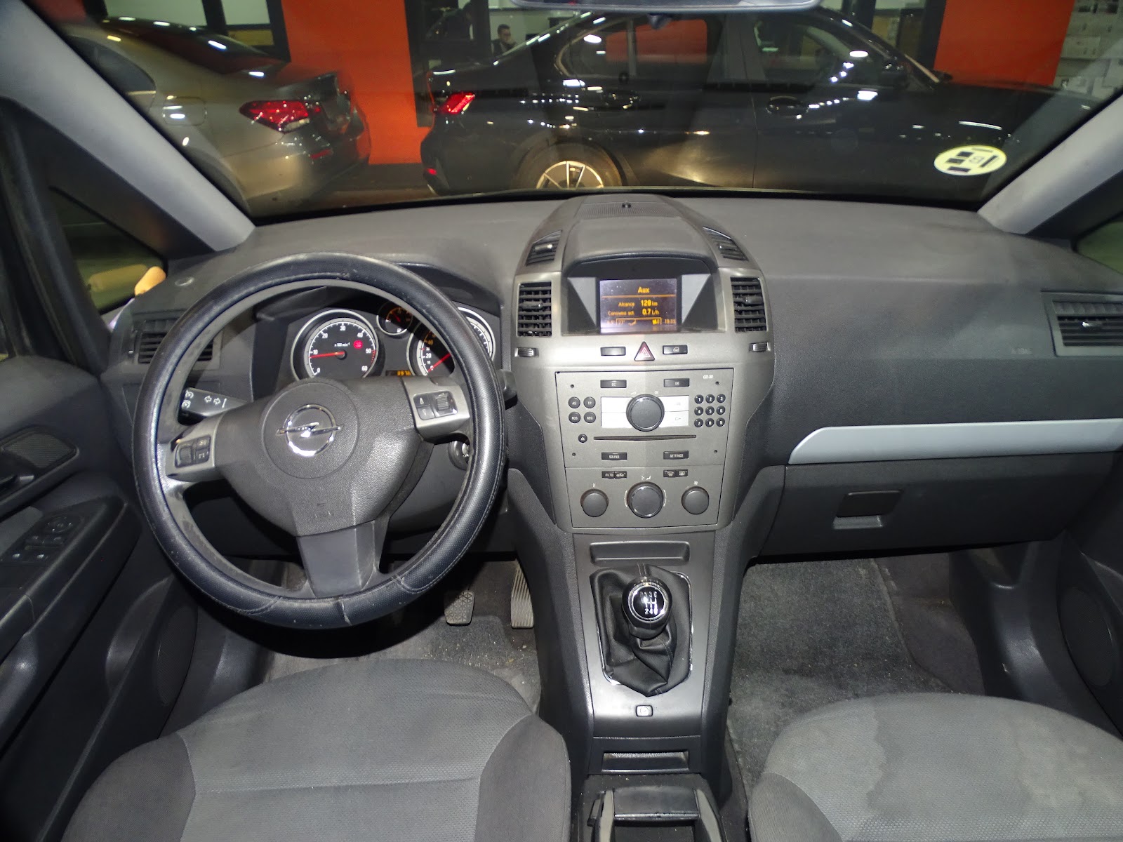 Foto 10 de OPEL ZAFIRA 2023 en venta en CSV Motor VALDEFUENTES