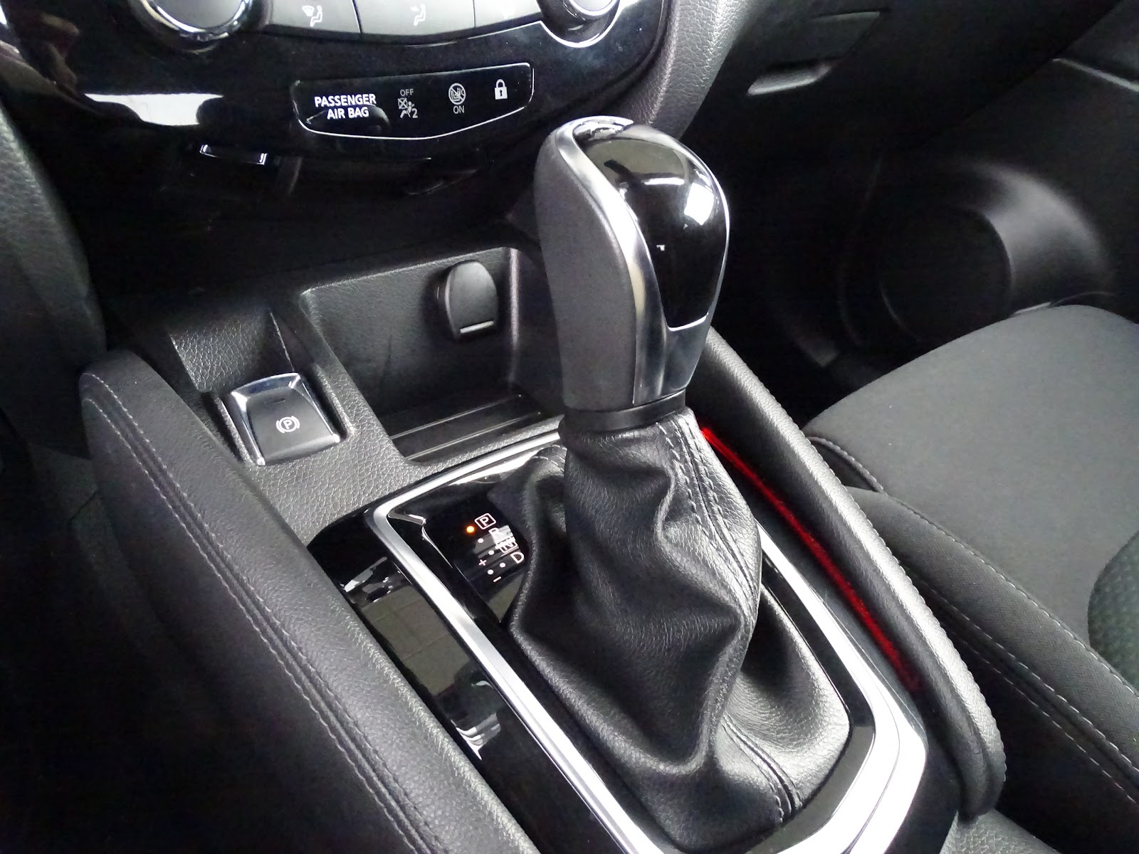 Foto 10 de NISSAN QASHQAI 2019 en venta en CSV Motor VALDEFUENTES
