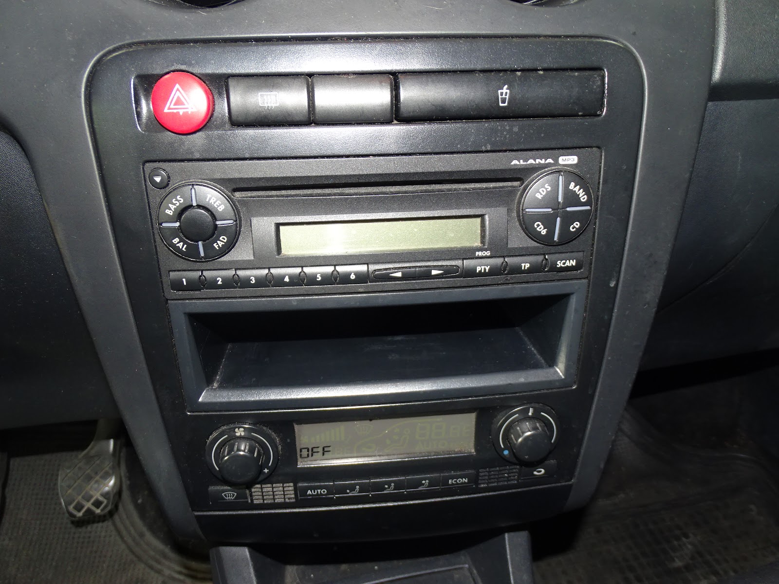 Foto 16 de SEAT IBIZA 2021 en venta en CSV Motor VALDEFUENTES