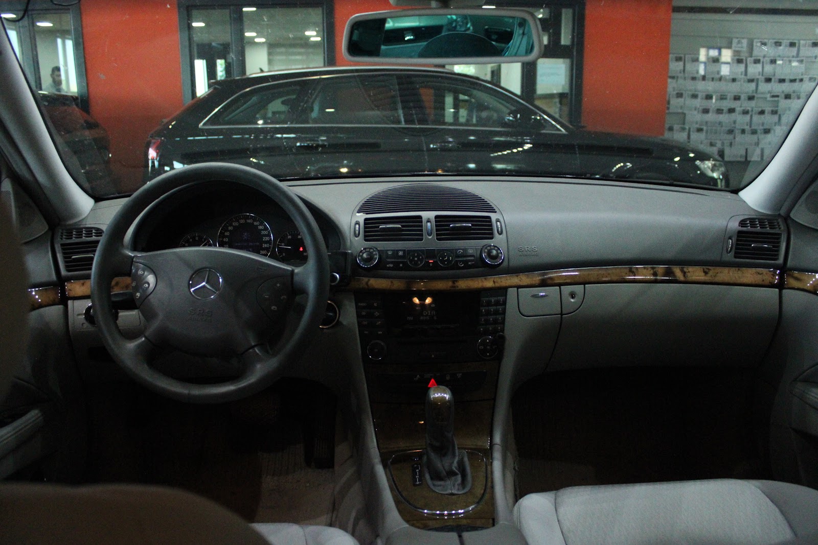 Foto 12 de MERCEDES E270CDI 2003 en venta en CSV Motor