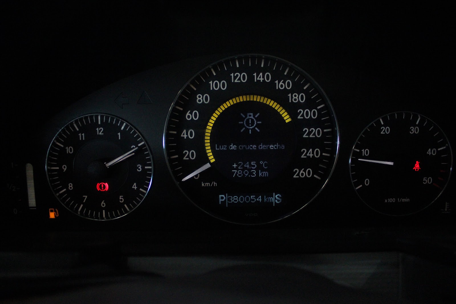 Foto 13 de MERCEDES E270CDI 2003 en venta en CSV Motor