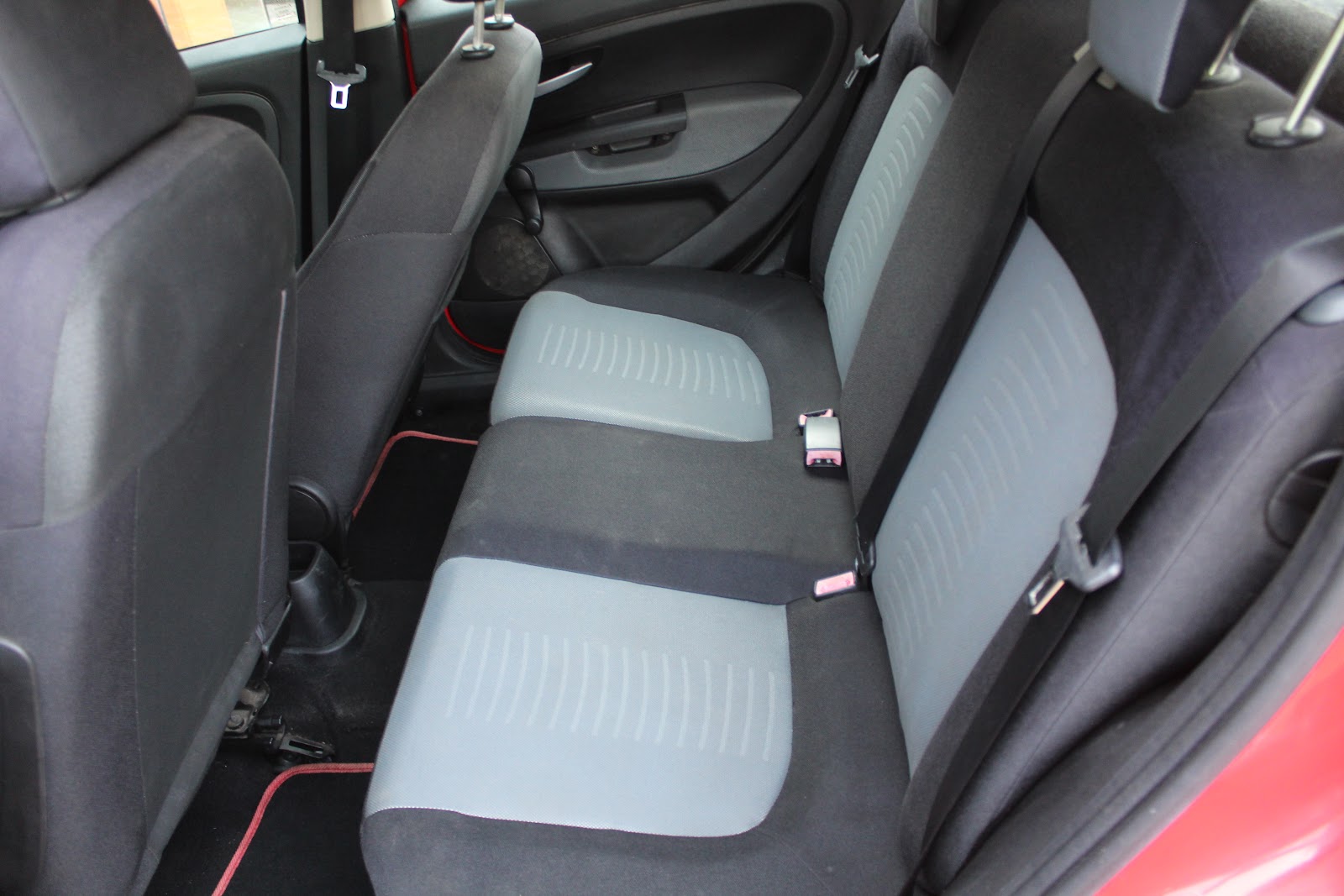 Foto 9 de FIAT PUNTO 2007 en venta en CSV Motor VALDEFUENTES