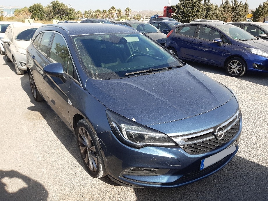 Foto 4 de OPEL ASTRA 2017 en venta en CSV Motor VALDEFUENTES