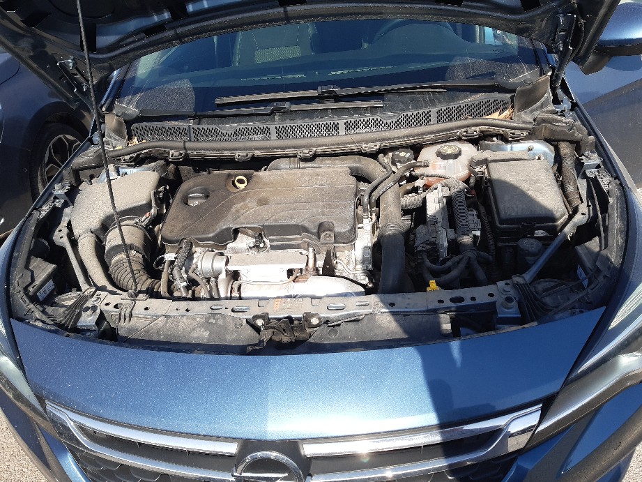 Foto 7 de OPEL ASTRA 2017 en venta en CSV Motor VALDEFUENTES