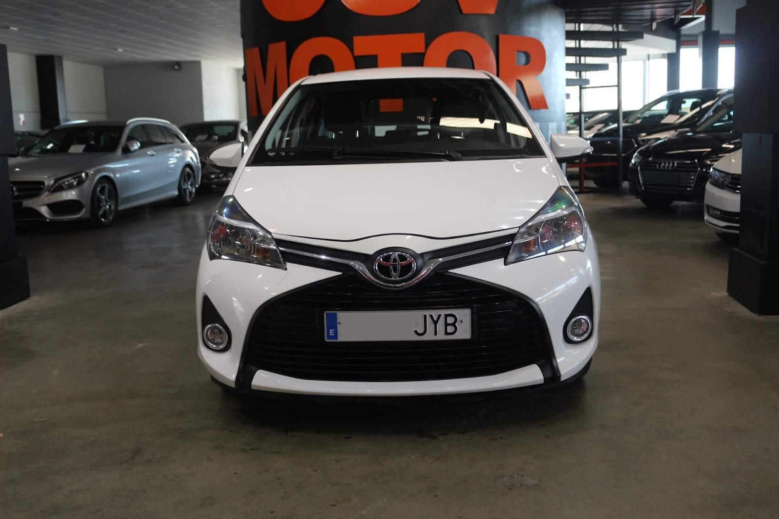 Foto 2 de TOYOTA YARIS 2017 en venta en CSV Motor VALDEFUENTES