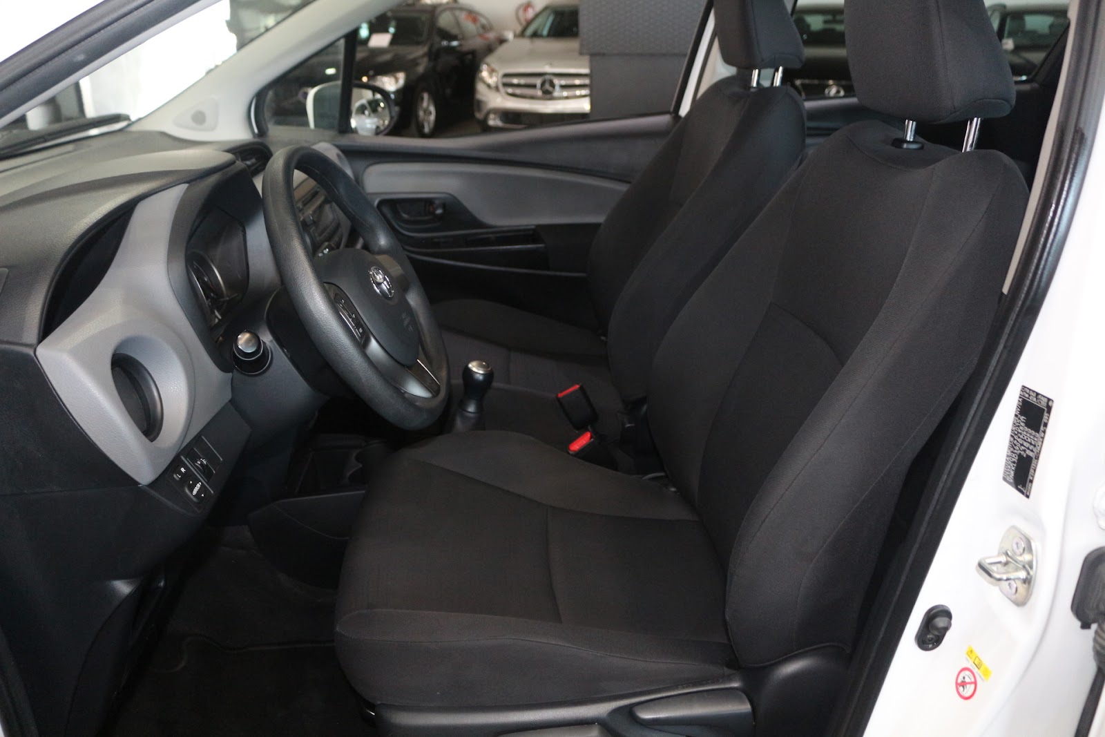 Foto 6 de TOYOTA YARIS 2017 en venta en CSV Motor VALDEFUENTES