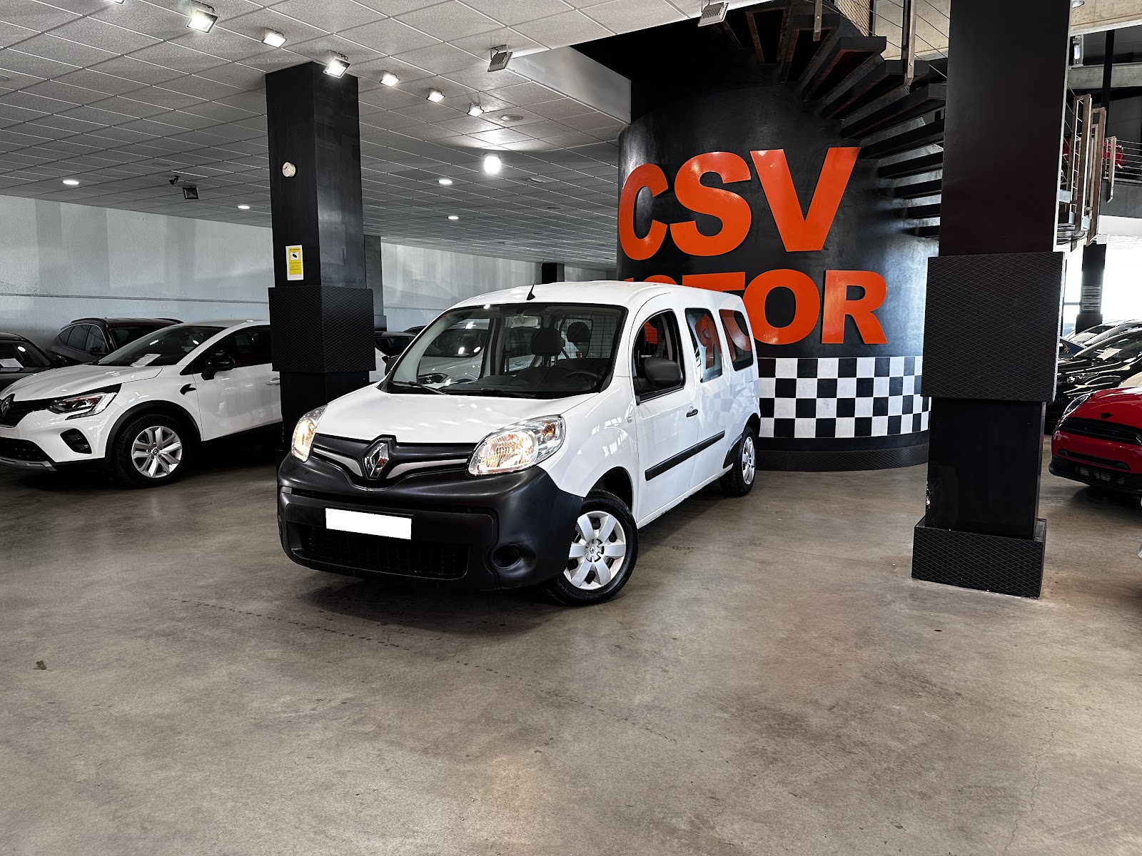 Foto 2 de RENAULT KANGOO 2021 en venta en CSV Motor VALDEFUENTES