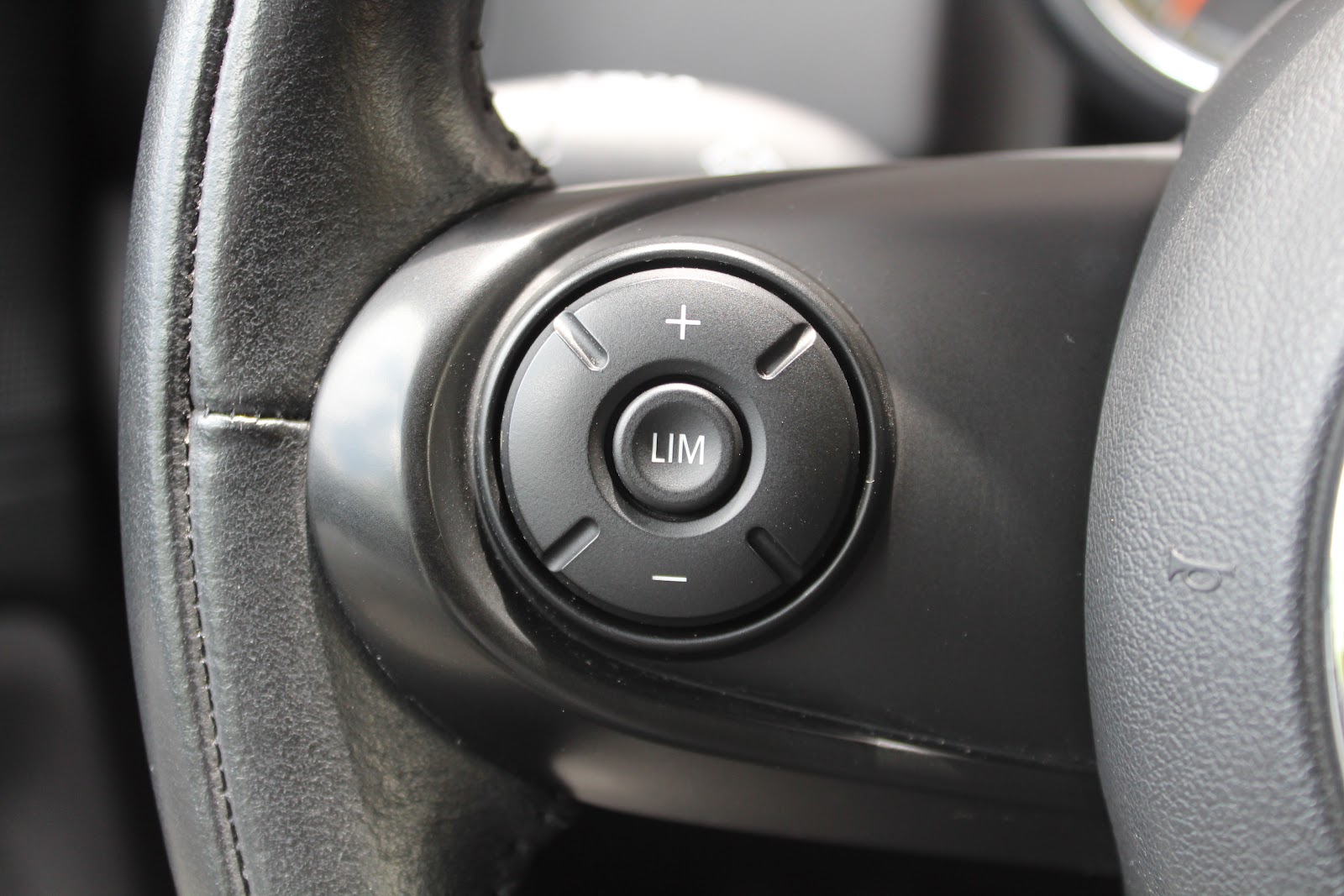 Foto 11 de MINI COUNTRYMAN 2019 en venta en CSV Motor VALDEFUENTES