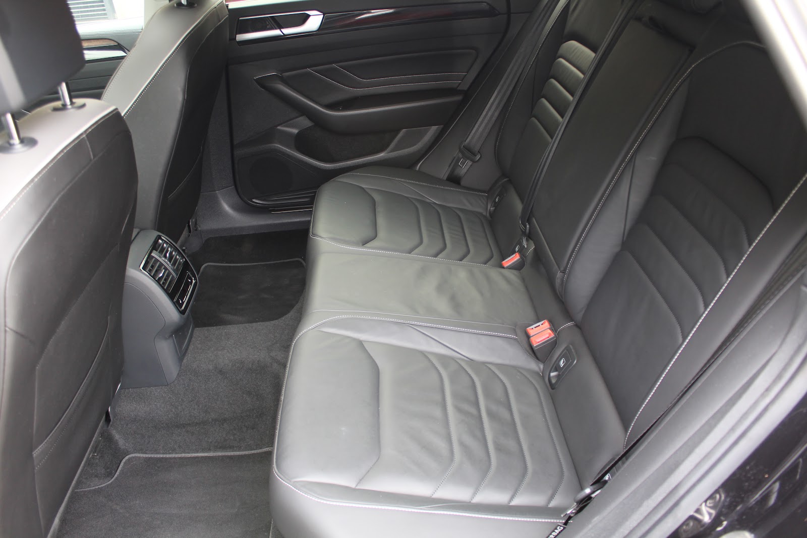 Foto 9 de VOLKSWAGEN ARTEON 2021 en venta en CSV Motor VALDEFUENTES