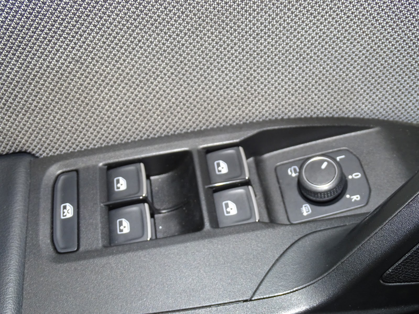 Foto 14 de SEAT LEON 2023 en venta en CSV Motor VALDEFUENTES