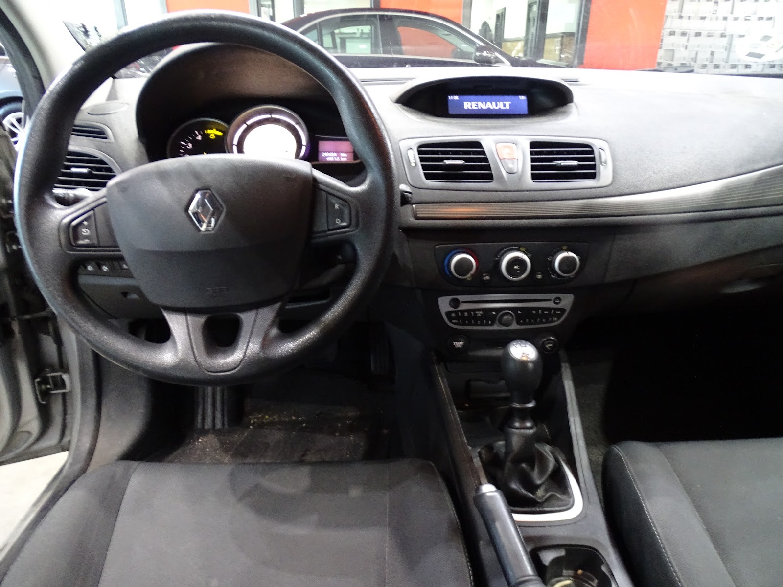 Foto 7 de RENAULT MEGANE 2023 en venta en CSV Motor VALDEFUENTES