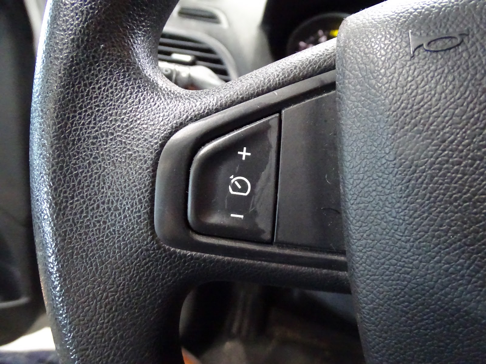 Foto 9 de RENAULT MEGANE 2023 en venta en CSV Motor VALDEFUENTES