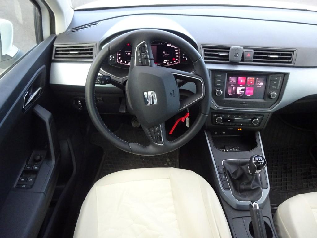 Foto 3 de SEAT ARONA 2019 en venta en CSV Motor VALDEFUENTES