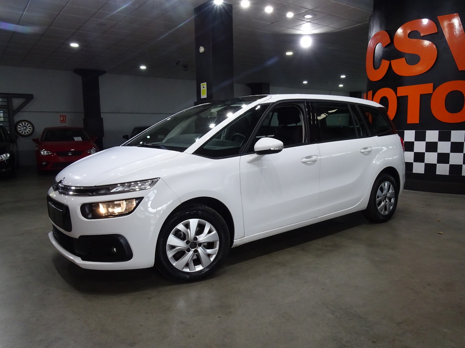 Foto 2 de Citroën Grand C4 2019 en venta en CSV Motor VALDEFUENTES