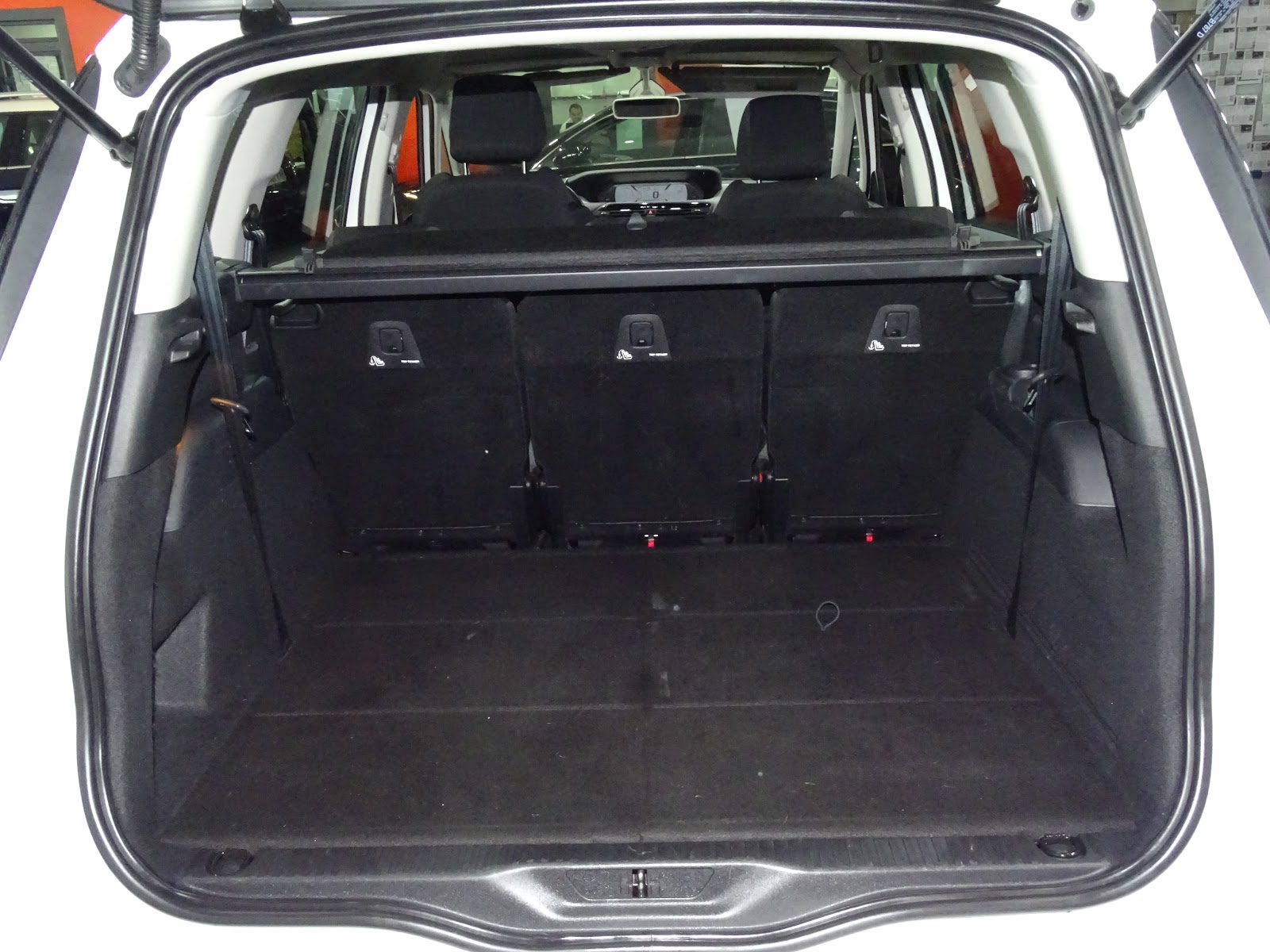 Foto 7 de CITROËN GRAND C4 2019 en venta en CSV Motor VALDEFUENTES