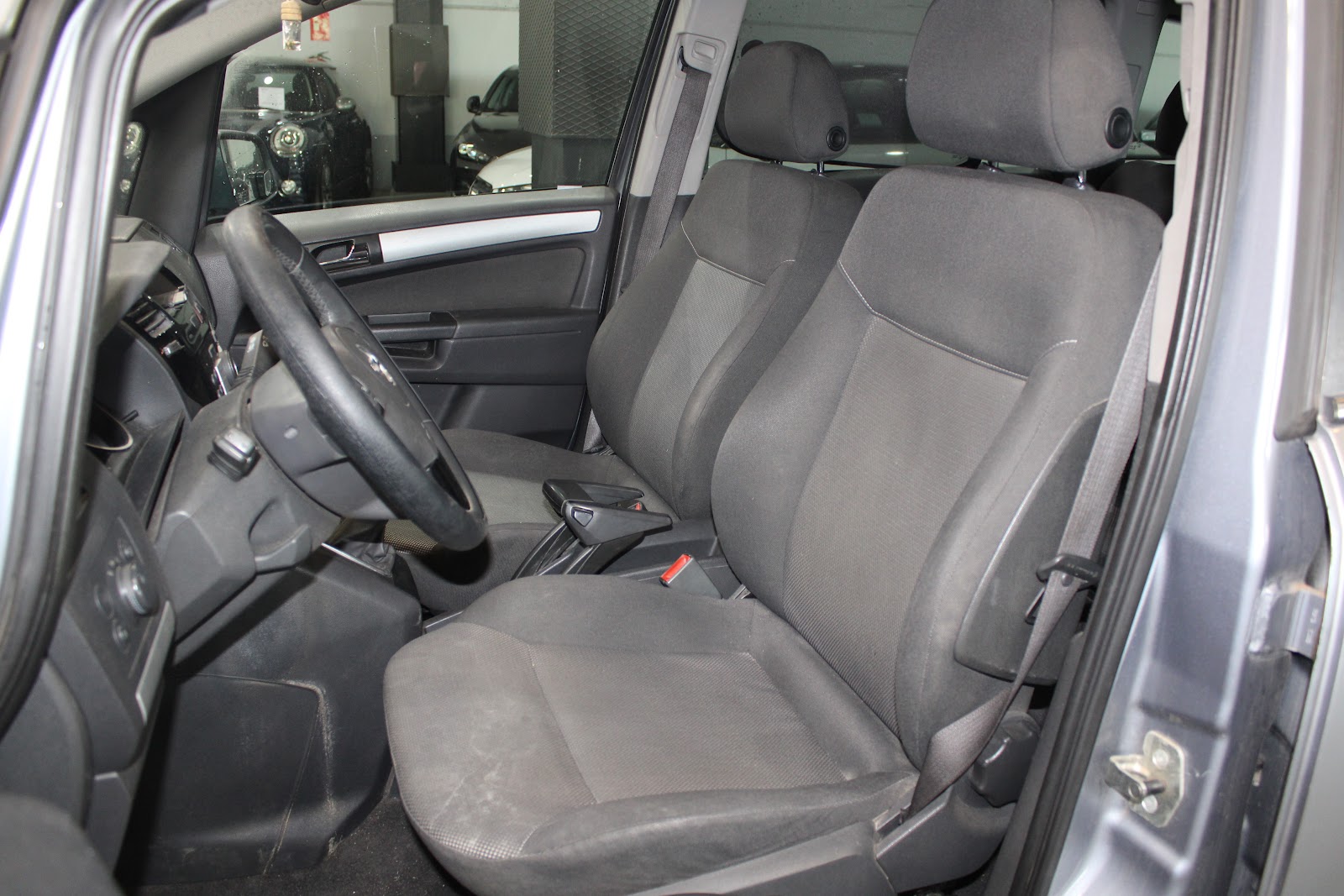 Foto 7 de OPEL ZAFIRA 2011 en venta en CSV Motor VALDEFUENTES