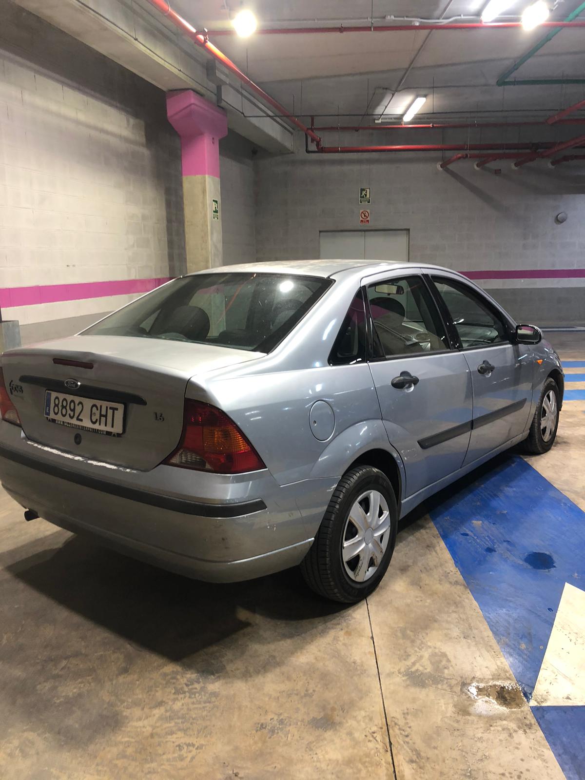 Foto 8 de FORD FOCUS 2003 en venta en CSV Motor