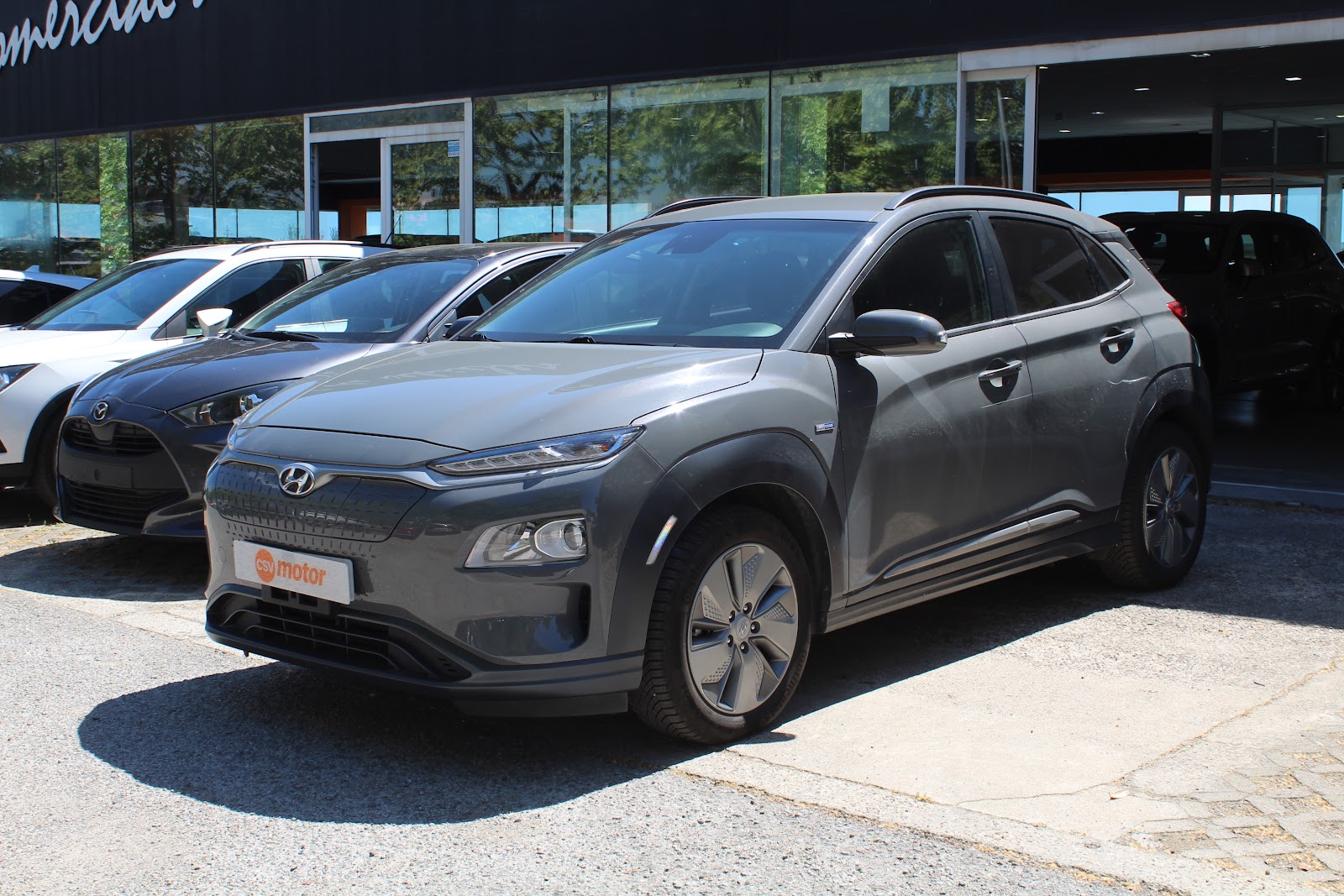 Foto 2 de HYUNDAI KONA 2020 en venta en CSV Motor VALDEFUENTES
