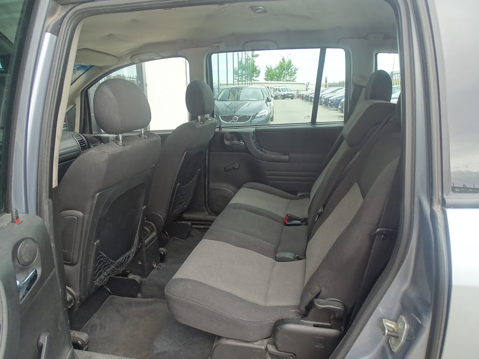 Foto 7 de OPEL ZAFIRA 2004 en venta en CSV Motor VALDEFUENTES