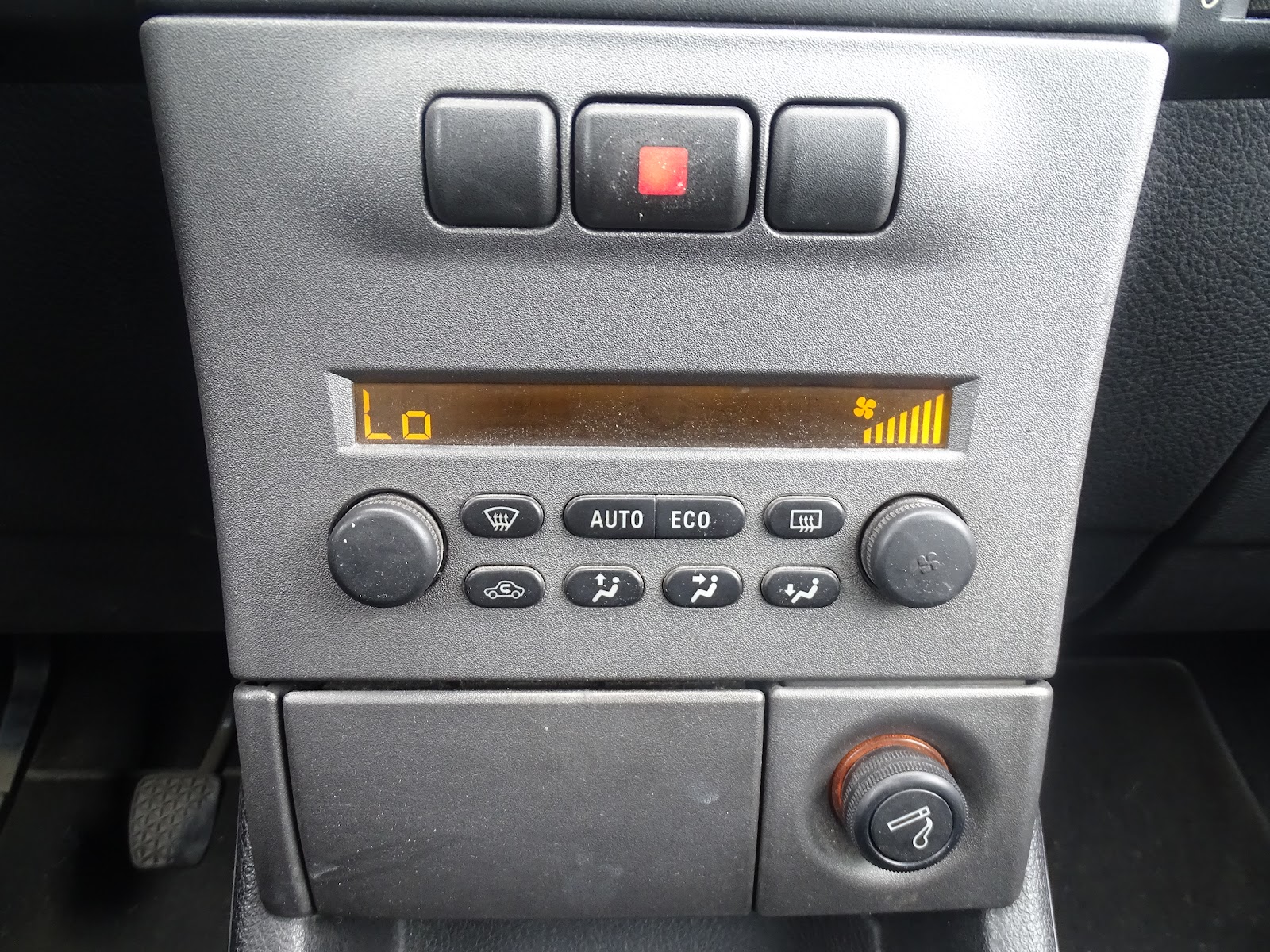 Foto 10 de OPEL ZAFIRA 2004 en venta en CSV Motor VALDEFUENTES