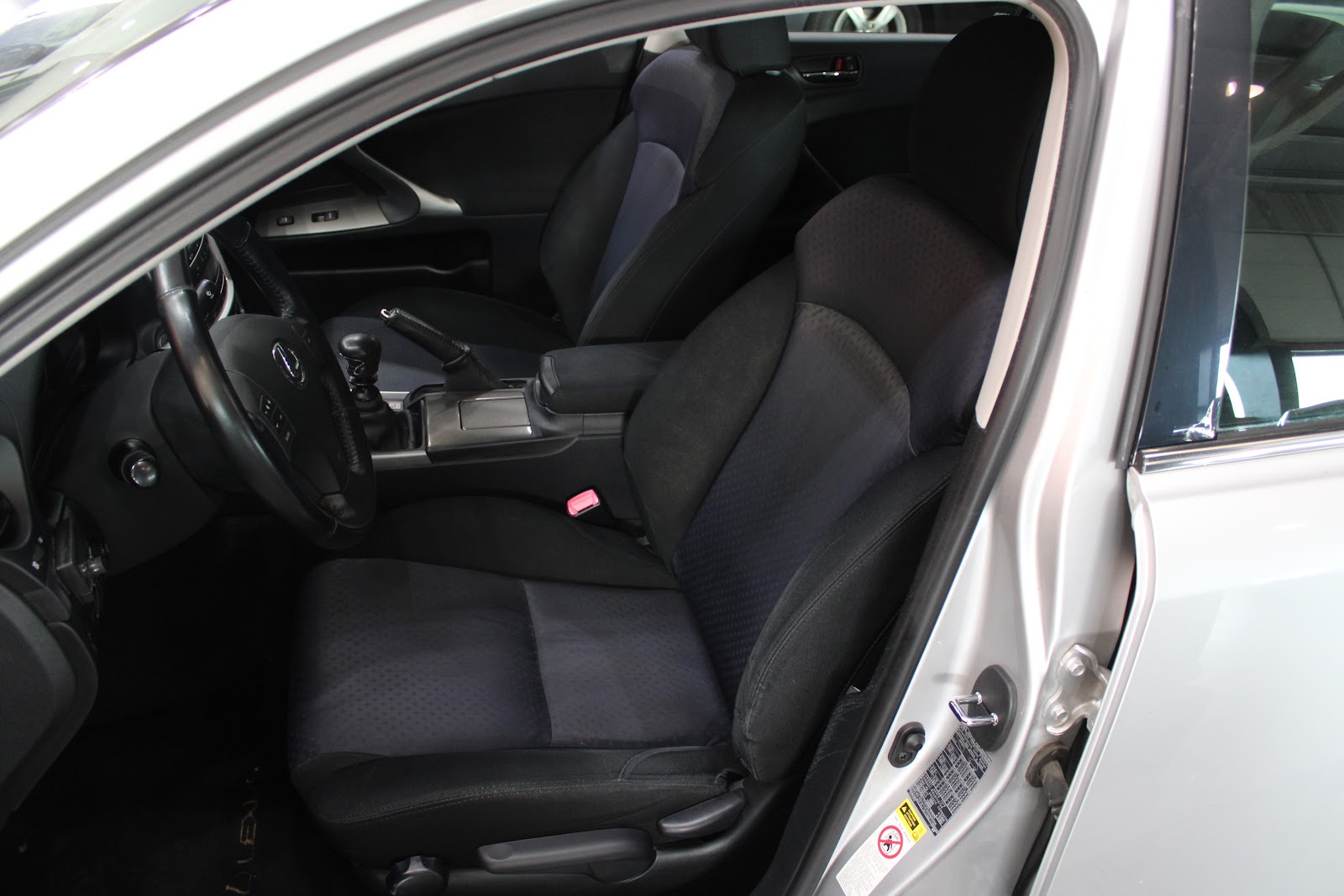 Foto 5 de LEXUS IS 2008 en venta en CSV Motor VALDEFUENTES