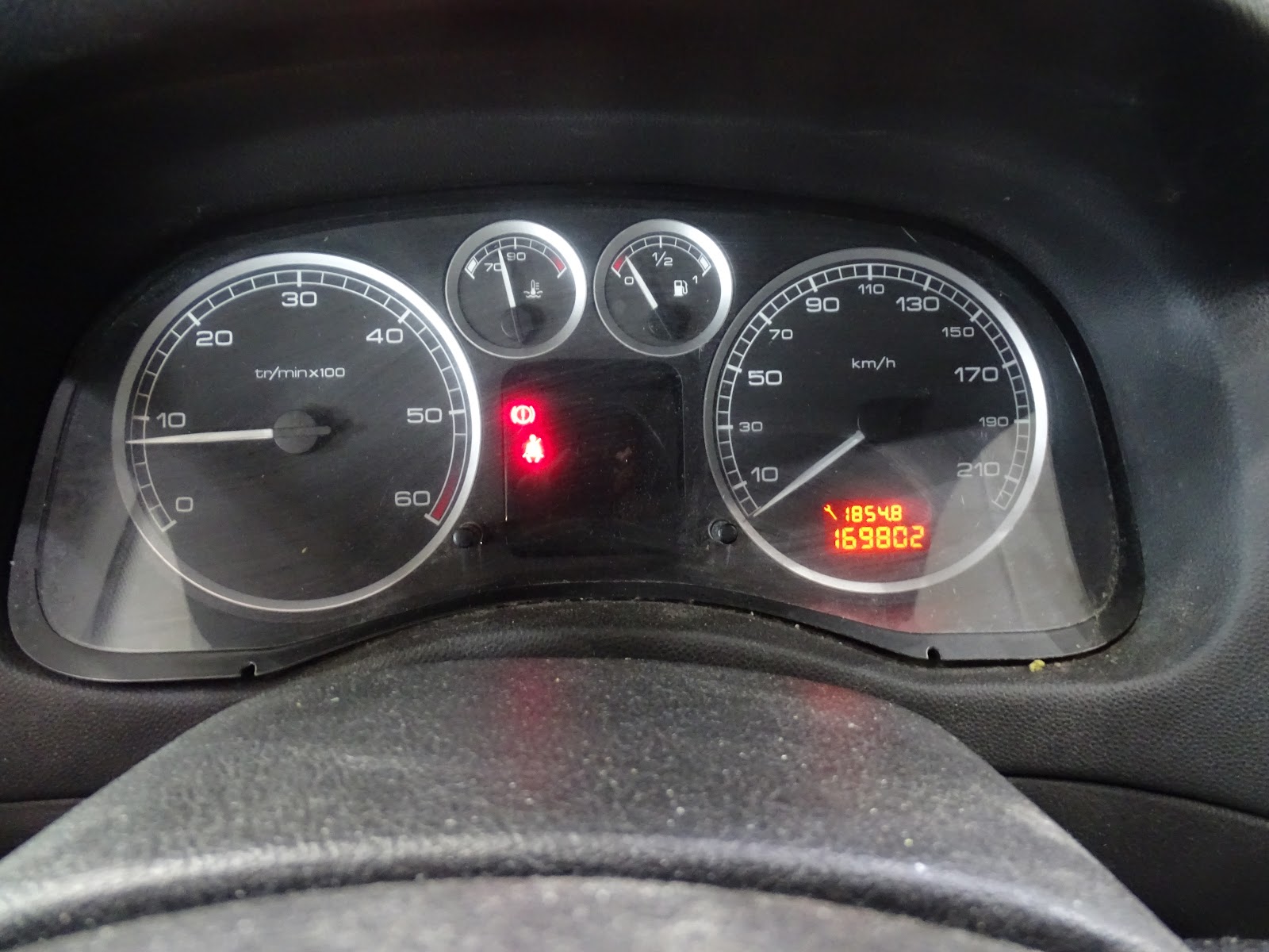 Foto 11 de PEUGEOT 307 5P 2023 en venta en CSV Motor
