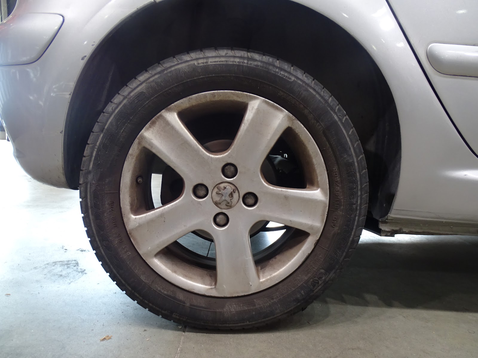 Foto 19 de PEUGEOT 307 5P 2023 en venta en CSV Motor