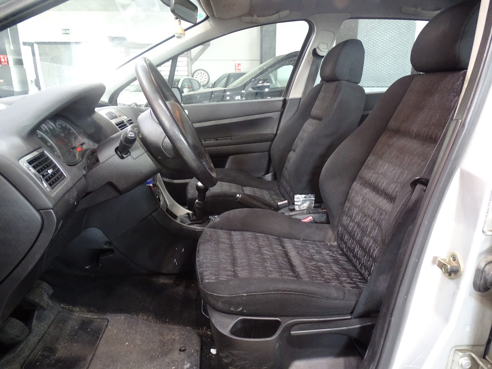 Foto 8 de PEUGEOT 307 5P 2023 en venta en CSV Motor