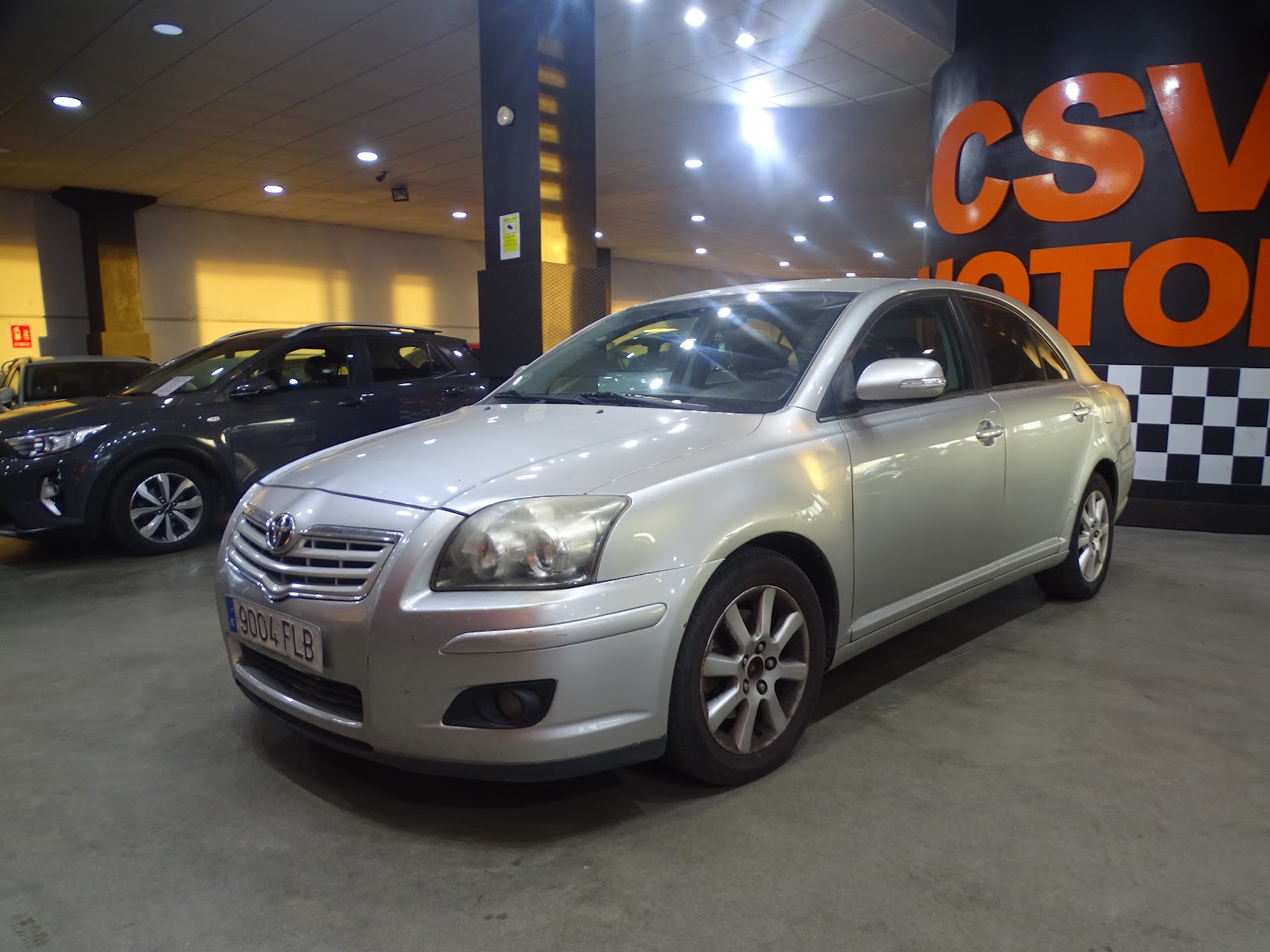 Foto 2 de Toyota Avensis 2007 en venta en CSV Motor VALDEFUENTES · color Plata