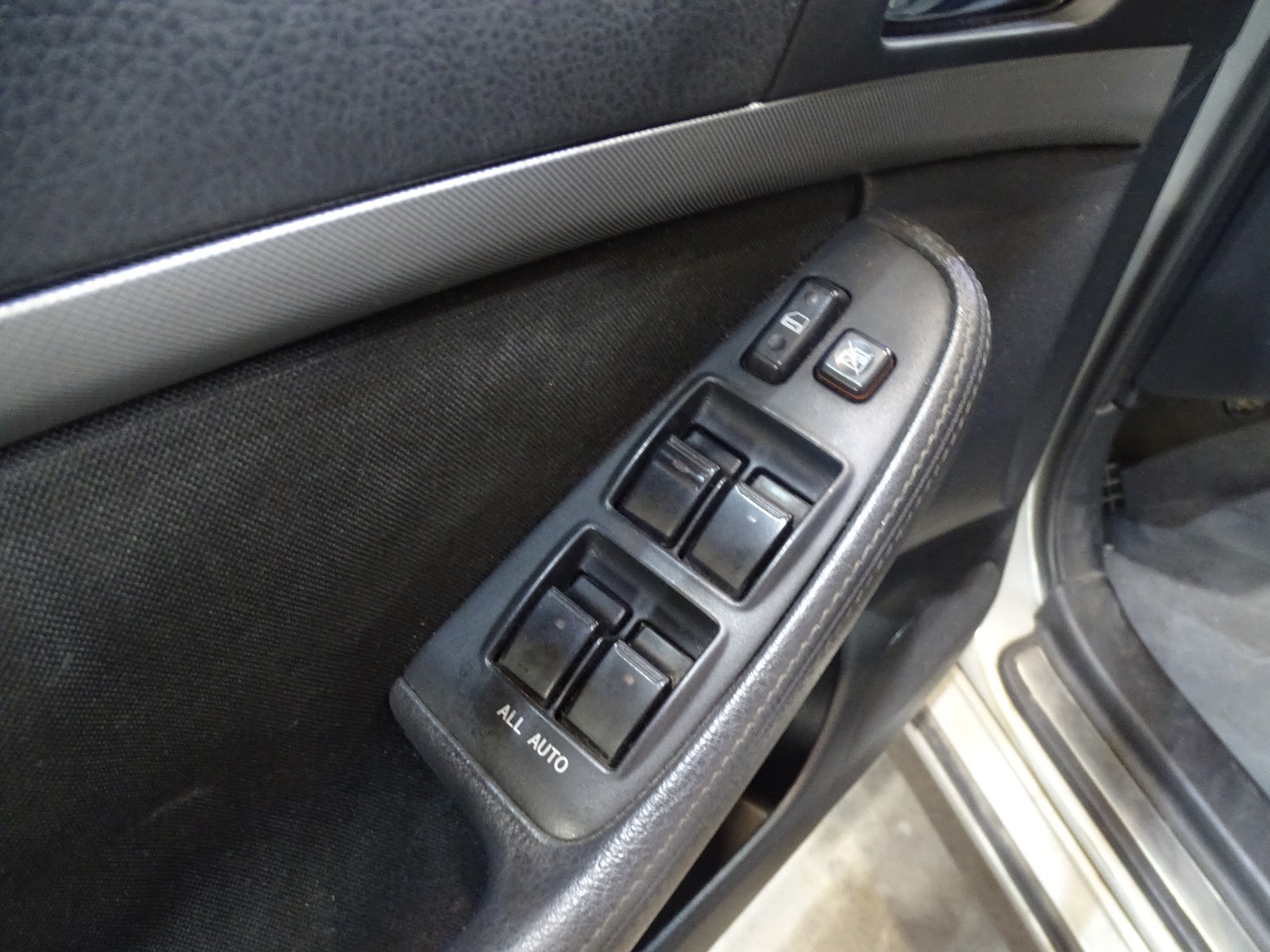 Foto 7 de TOYOTA AVENSIS 2007 en venta en CSV Motor VALDEFUENTES