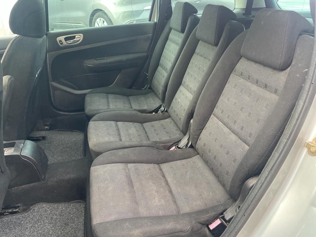 Foto 4 de PEUGEOT 307 2004 en venta en CSV Motor