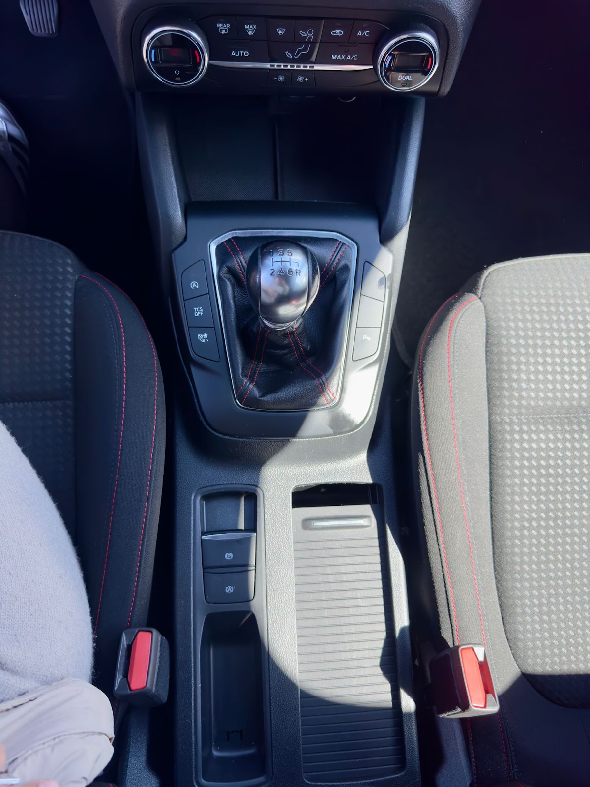 Foto 18 de FORD FOCUS 2021 en venta en CSV Motor