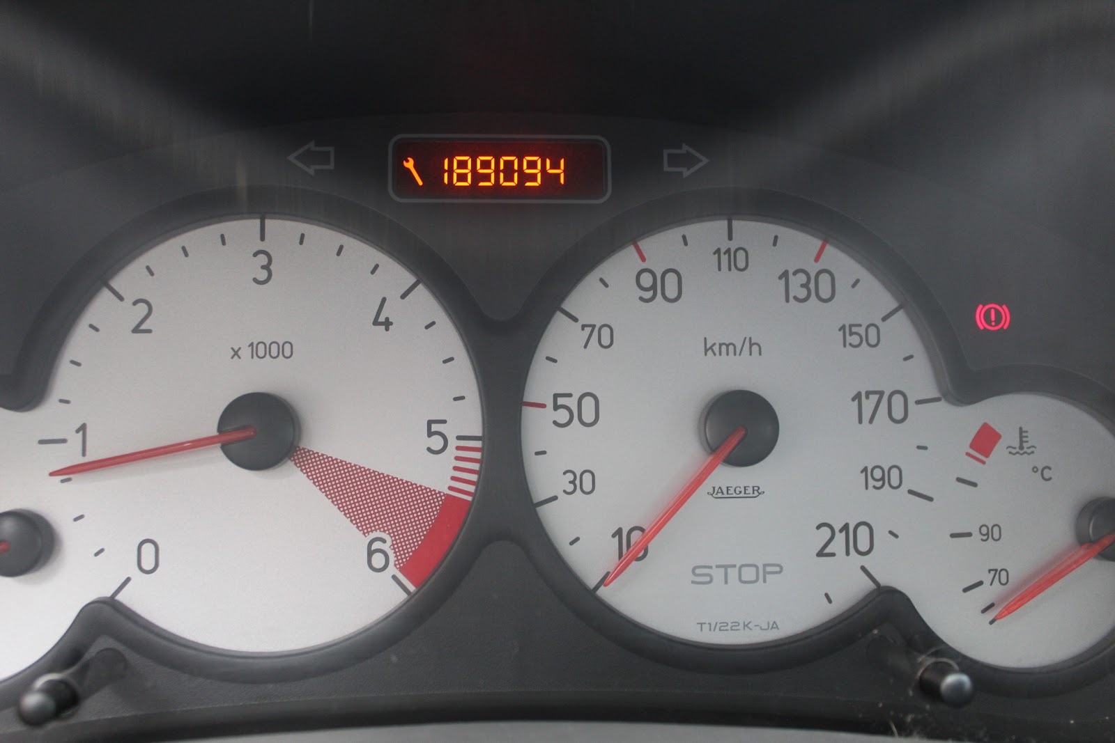 Foto 15 de PEUGEOT 206 2014 en venta en CSV Motor VALDEFUENTES
