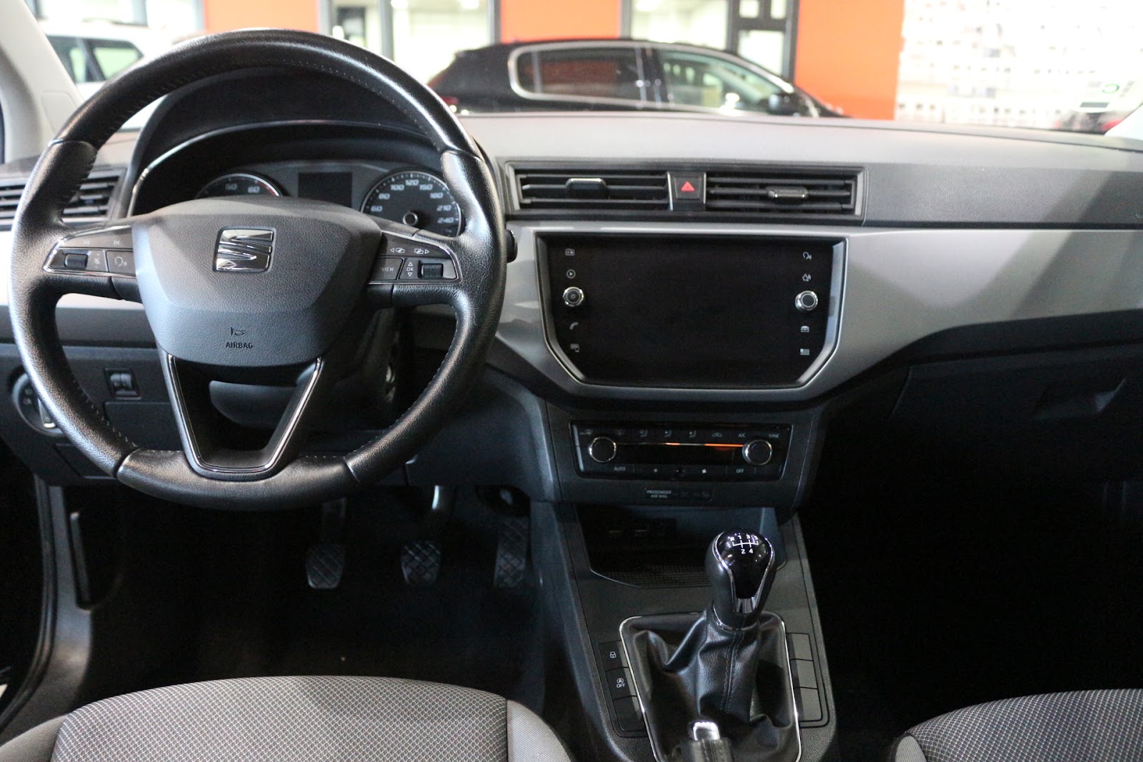 Foto 10 de SEAT IBIZA 2018 en venta en CSV Motor VALDEFUENTES