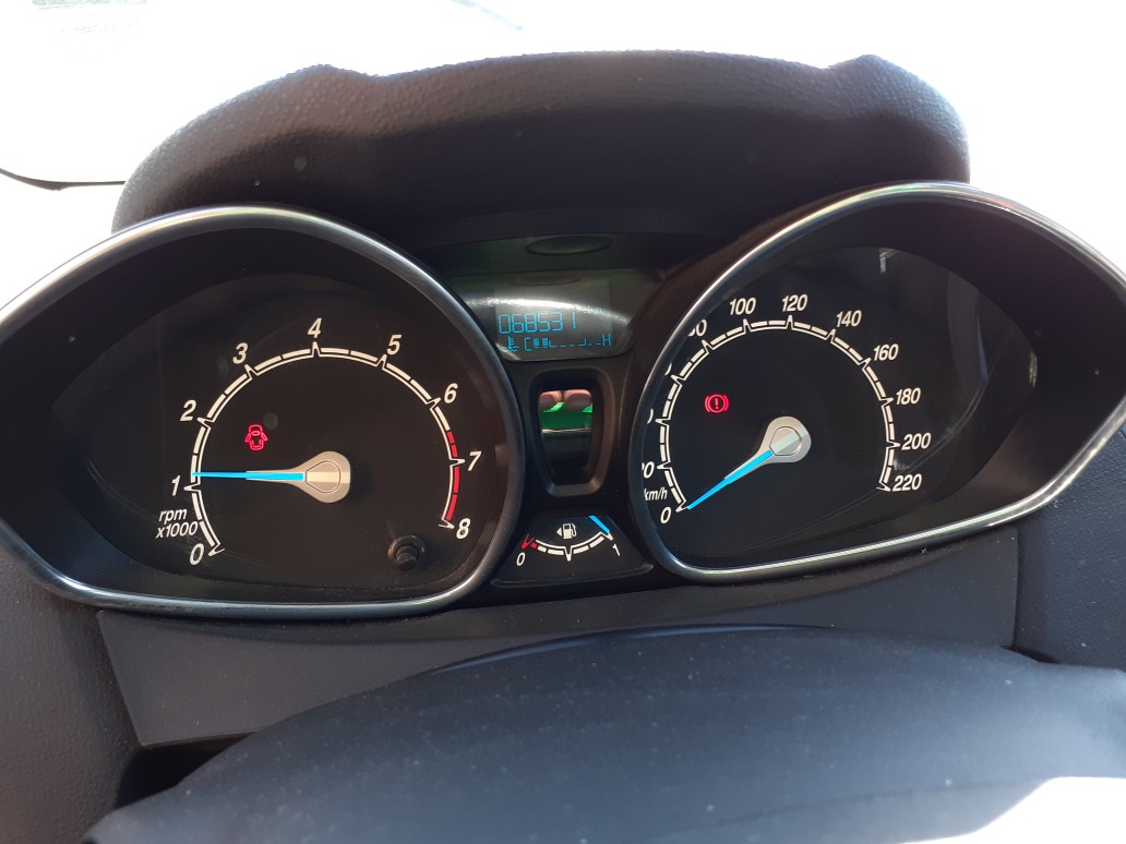 Foto 6 de FORD FIESTA 2016 en venta en CSV Motor VALDEFUENTES