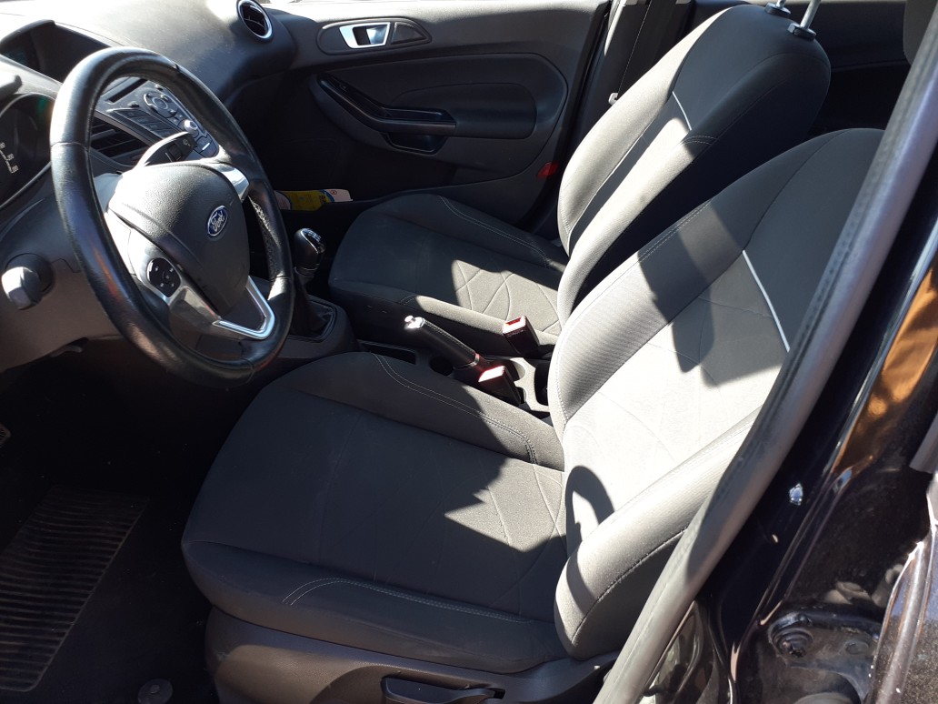 Foto 8 de FORD FIESTA 2016 en venta en CSV Motor VALDEFUENTES