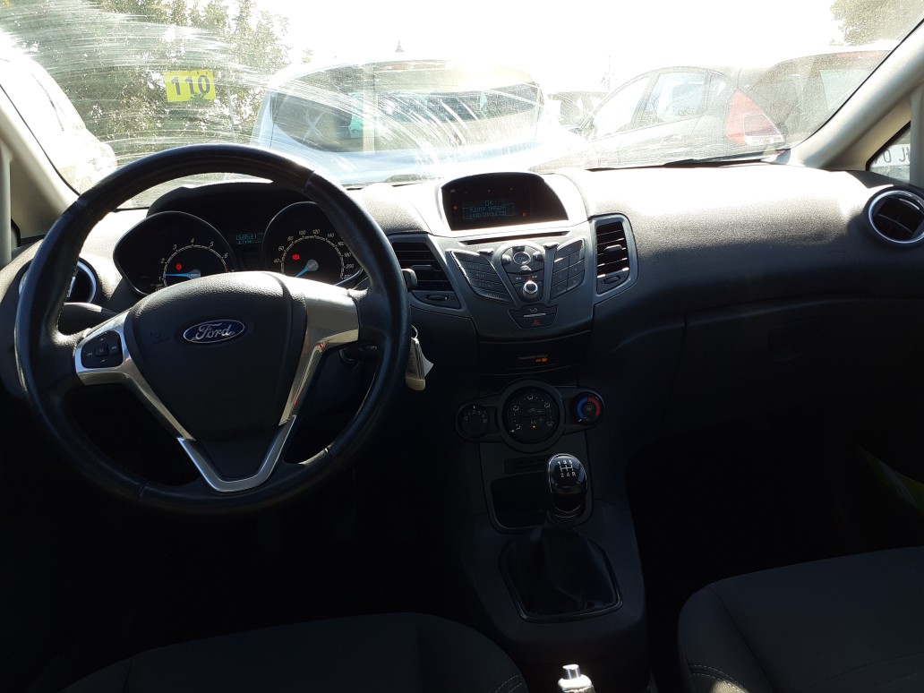 Foto 10 de FORD FIESTA 2016 en venta en CSV Motor VALDEFUENTES