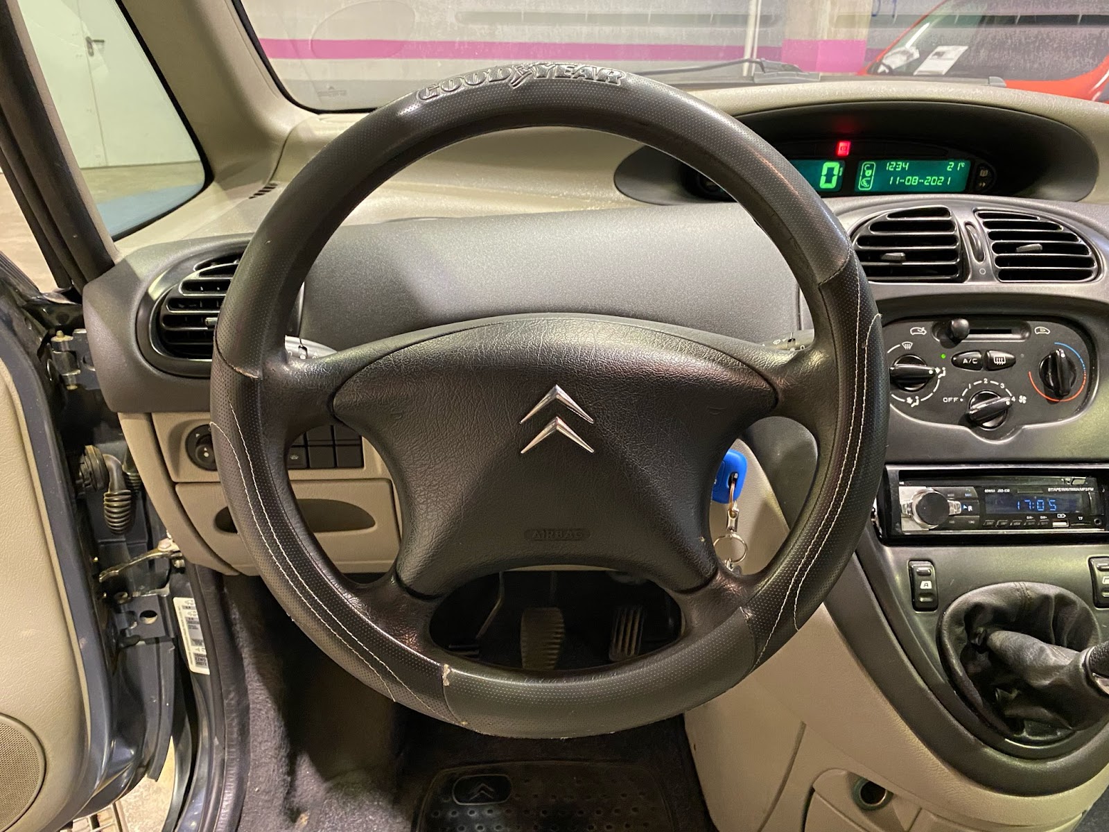Foto 10 de CITROËN XSARA 2005 en venta en CSV Motor